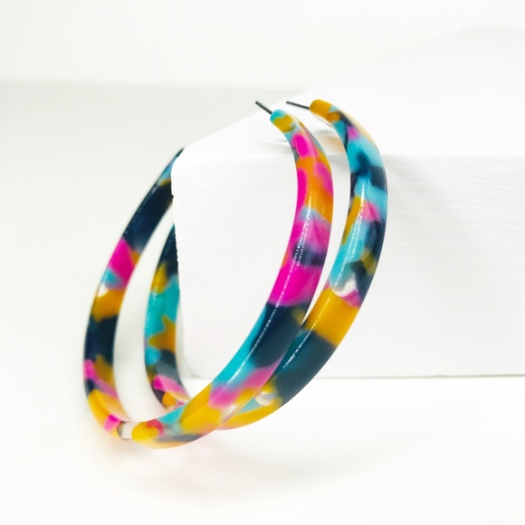 CLOSET REHAB Jewelry - Acrylic Hoop Earrings in Pink, Blue and Yellow